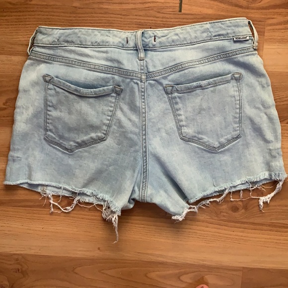 Size 28 Dear John shorts. Light blue - Picture 2 of 2